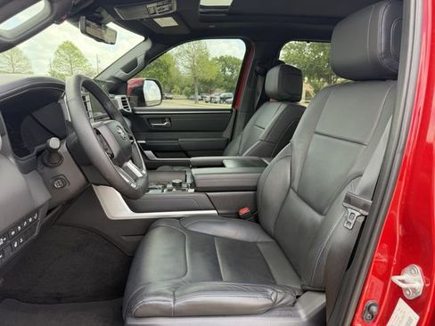 Used 2025 Toyota Tundra Platinum AWD/4WD image 28