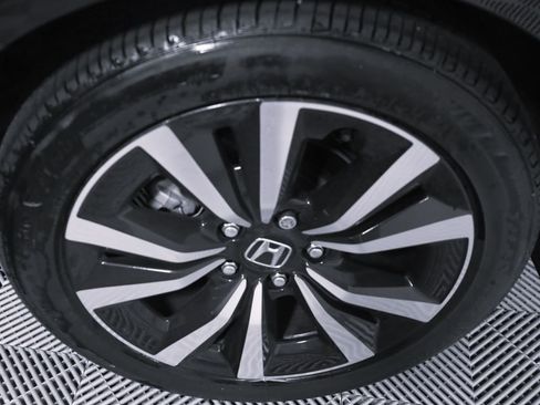 Used 2024 Honda Civic EX image 7