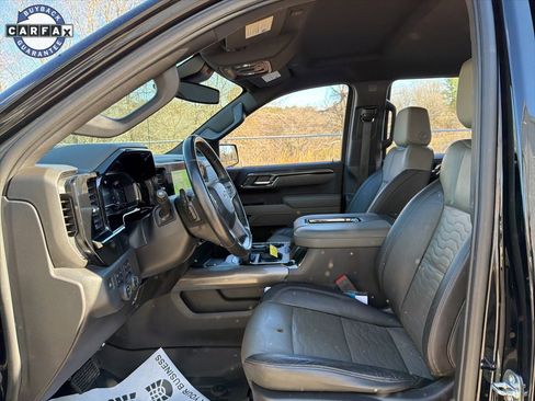 Used 2022 Chevrolet Silverado 1500 ZR2 image 25