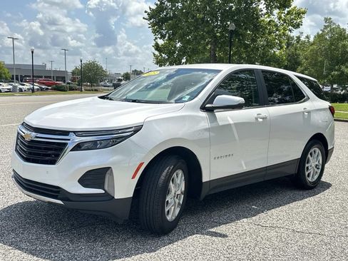 Used 2023 Chevrolet Equinox LT FWD image 10