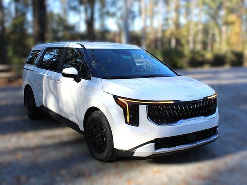 New 2026 Kia Carnival FWD image 21