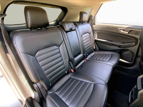 Used 2024 Ford Edge SEL AWD/4WD image 19