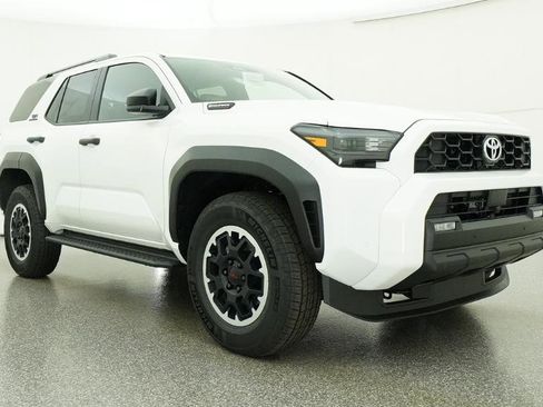 New 2026 Toyota 4Runner 4WD image 32