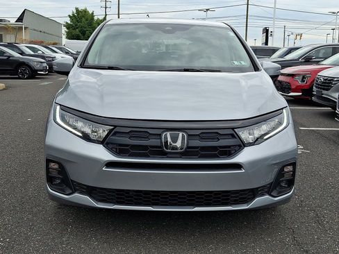 Used 2026 Honda Odyssey EX-L image 2