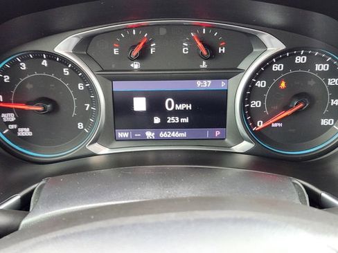 Used 2019 Chevrolet Equinox Premier image 16