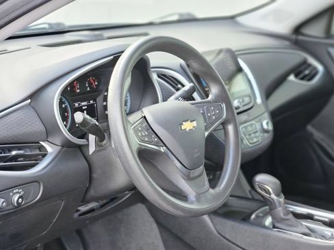 Used 2024 Chevrolet Malibu LT FWD image 12