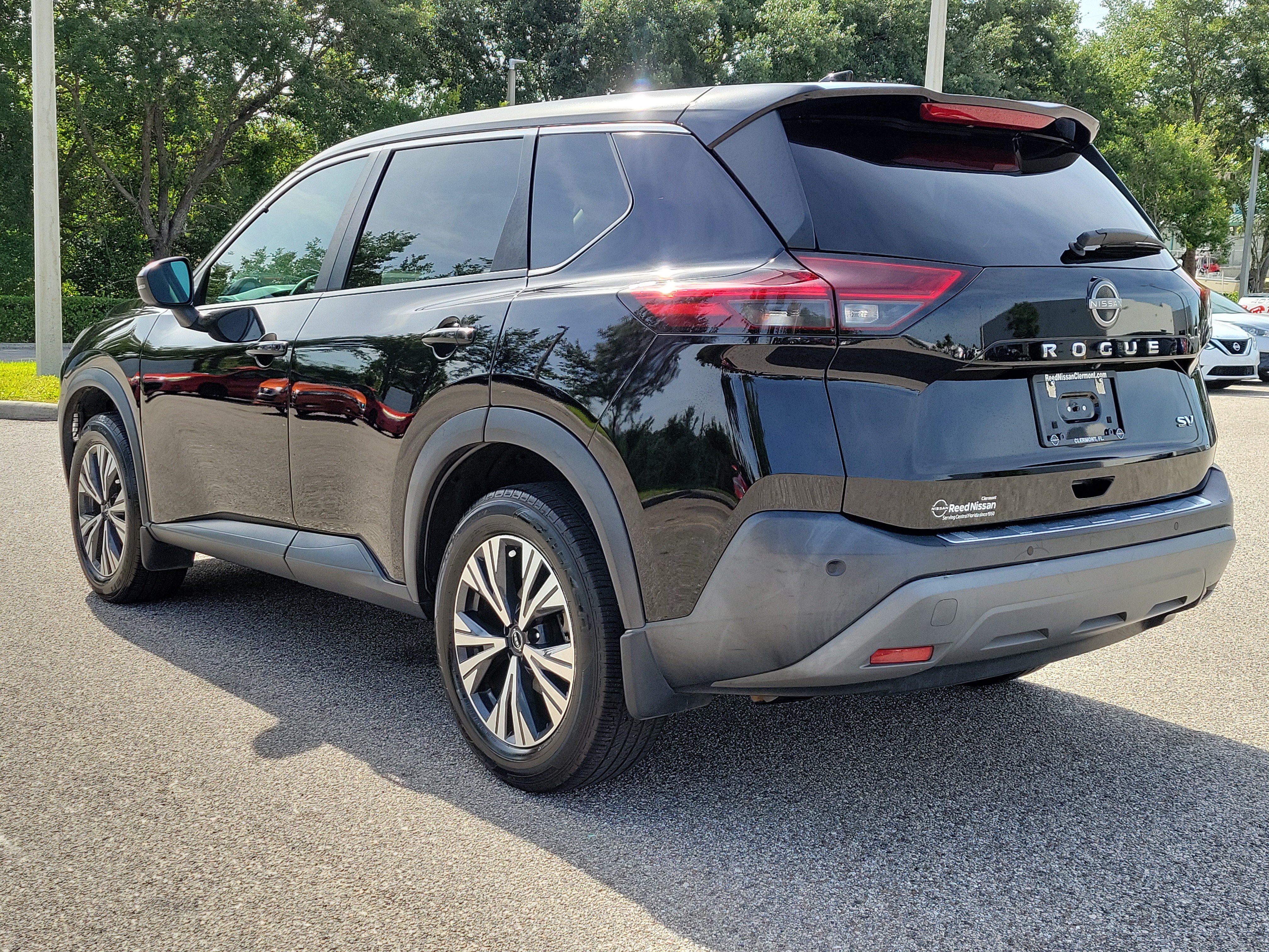Certified 2022 Nissan Rogue SV FWD image 7