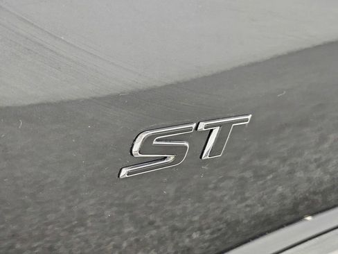 New 2026 Buick Envision Sport Touring AWD/4WD image 32