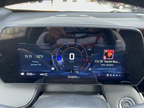 Used 2025 Chevrolet Equinox LT image 17