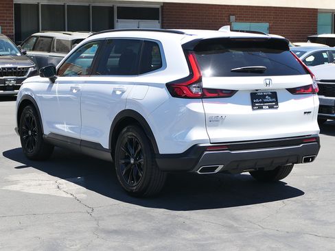 Used 2025 Honda CR-V Sport image 6