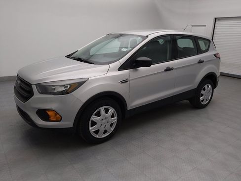 Used 2018 Ford Escape S image 2
