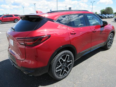 Certified 2023 Chevrolet Blazer RS w/ Driver Confidence II Package AWD/4WD image 5