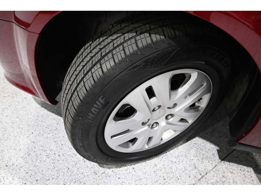 Used 2015 Dodge Grand Caravan American Value Package FWD image 11