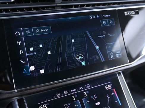 Used 2023 Audi Q8 Premium Plus image 15