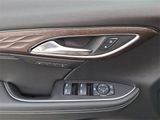 Used 2023 Buick Envision Avenir image 2