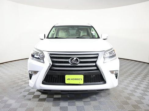 Used 2014 Lexus GX 460 w/ Premium Package AWD/4WD image 10