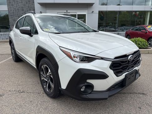 Used 2025 Subaru Crosstrek 2.0i Premium AWD/4WD image 1