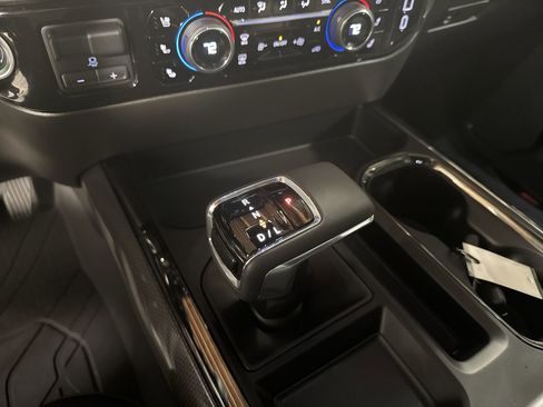 Used 2024 Chevrolet Silverado 1500 ZR2 w/ Technology Package image 30