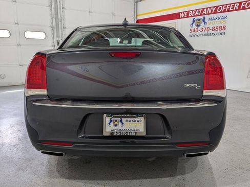 Used 2017 Chrysler 300 C w/ Safetytec Plus Group image 6