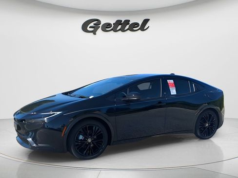 New 2026 Toyota Prius Plug-In Hybrid FWD image 1