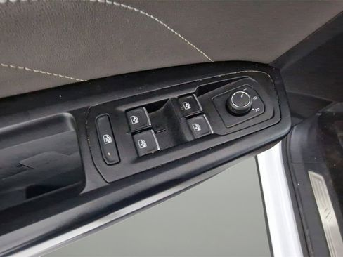 Used 2021 Volkswagen Atlas SE w/ Panoramic Sunroof Package image 10