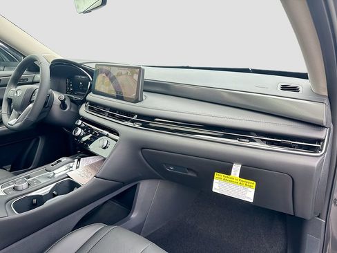 Certified 2026 INFINITI QX60 Luxe w/ Cargo Package FWD image 33