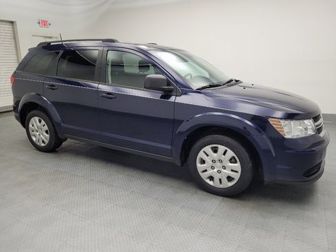 Used 2020 Dodge Journey SE image 11