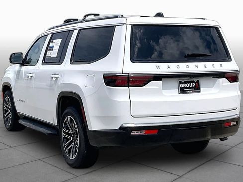 Used 2024 Jeep Wagoneer 4WD image 11