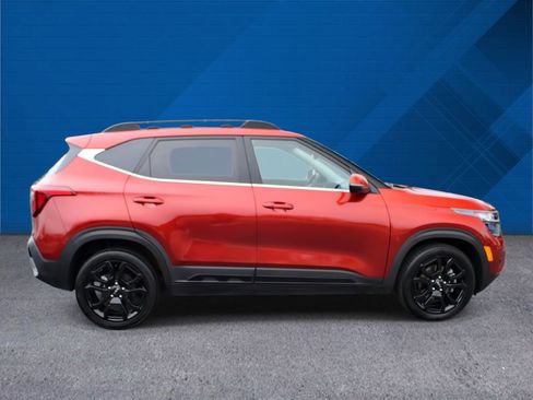 Used 2024 Kia Seltos X-Line image 10