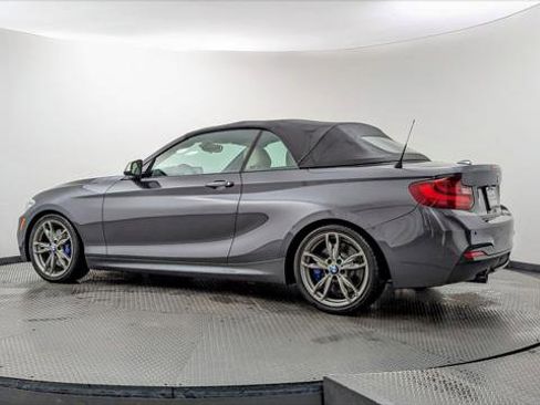 Used 2015 BMW M235i Convertible image 27