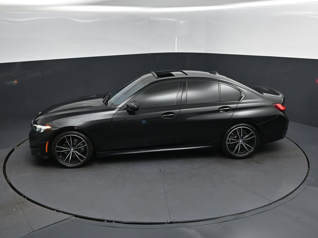 Certified 2024 BMW 330i Sedan w/ M Sport Package RWD image 32
