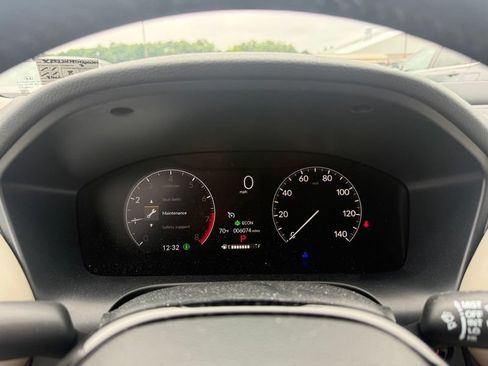 Used 2026 Honda HR-V EX-L image 12