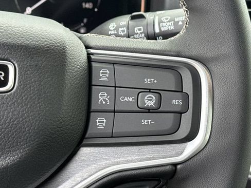 New 2026 Jeep Grand Wagoneer Limited AWD/4WD image 23