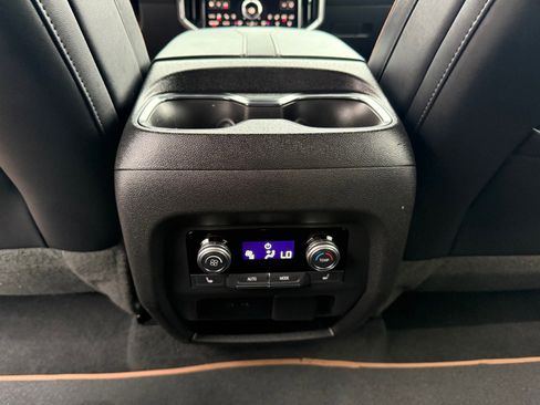 Certified 2025 GMC Acadia AT4 w/ Luxury Package image 15