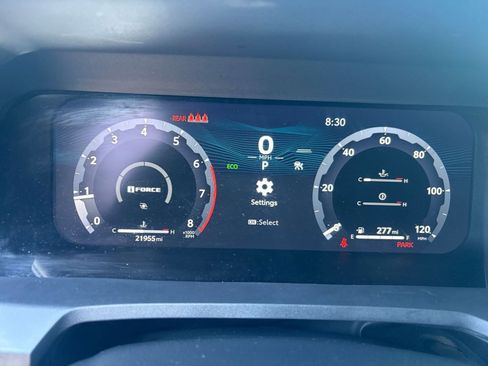 Used 2025 Toyota Tacoma TRD Off-Road image 39