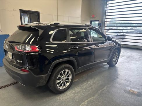 Used 2021 Jeep Cherokee Latitude Lux w/ Comfort/Convenience Group AWD/4WD image 9