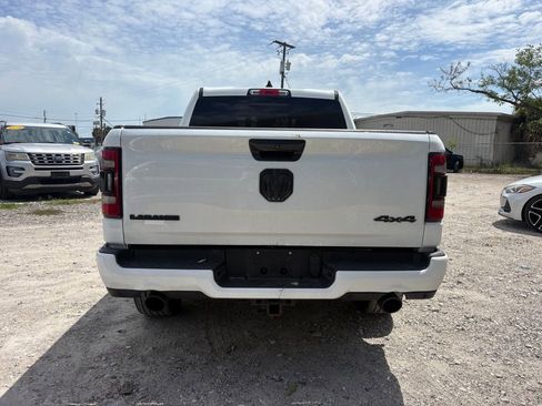 Used 2024 RAM 1500 Laramie AWD/4WD image 3