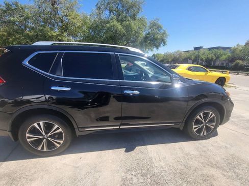 Used 2017 Nissan Rogue SL AWD/4WD image 61