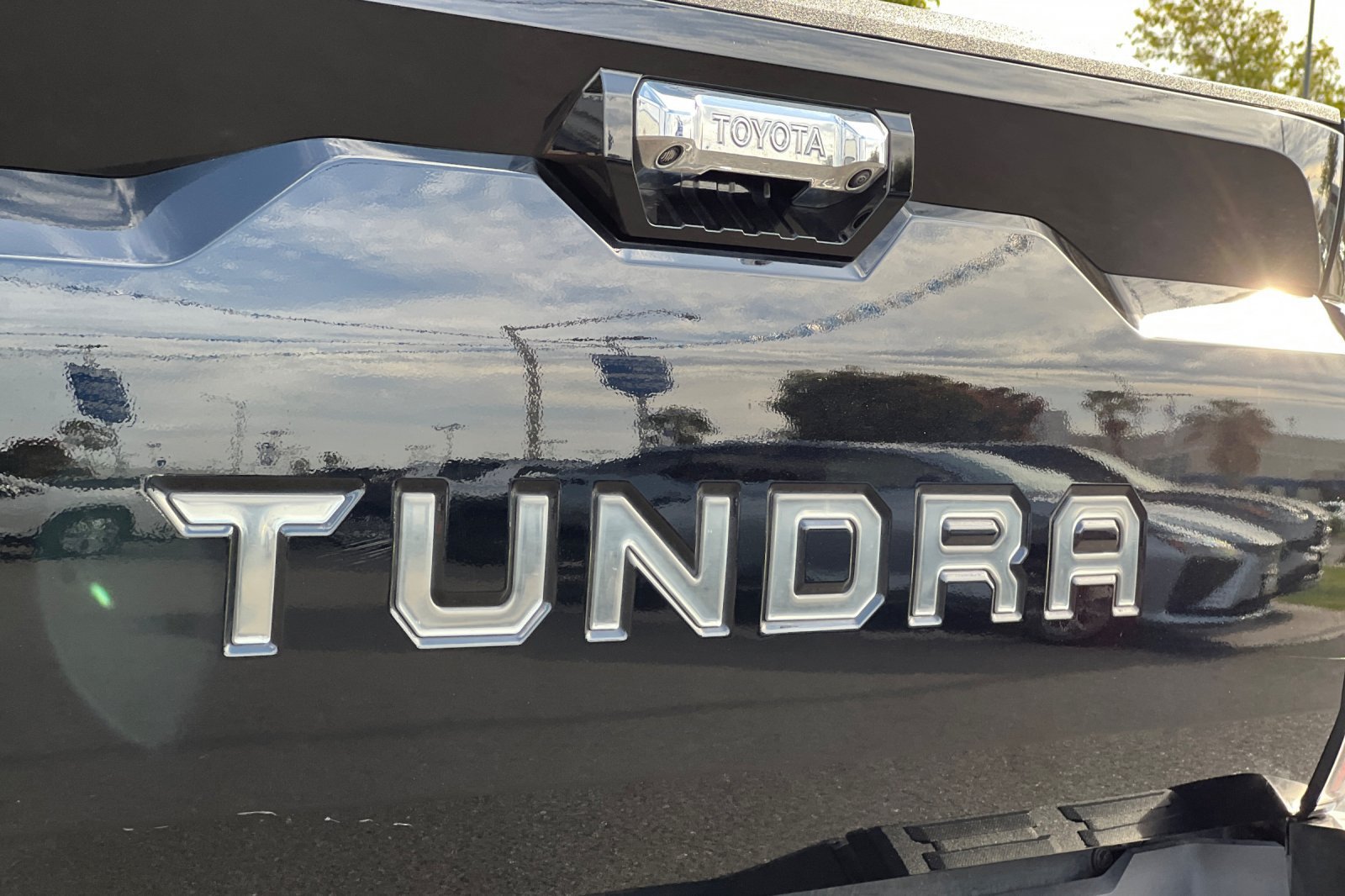 Used 2024 Toyota Tundra Capstone AWD/4WD image 32