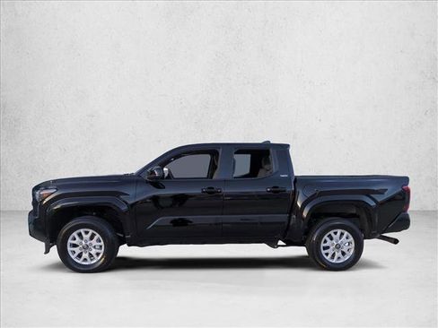Certified 2025 Toyota Tacoma SR5 image 9