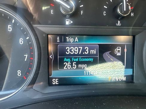 Used 2019 Buick Encore Essence w/ Safety Package II FWD image 10