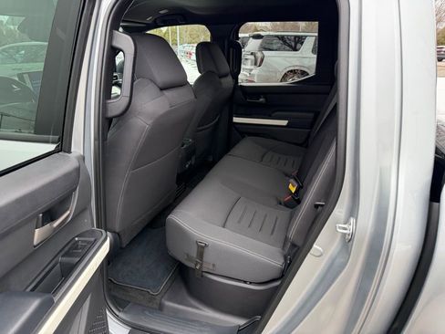 Used 2024 Toyota Tacoma TRD Sport image 18