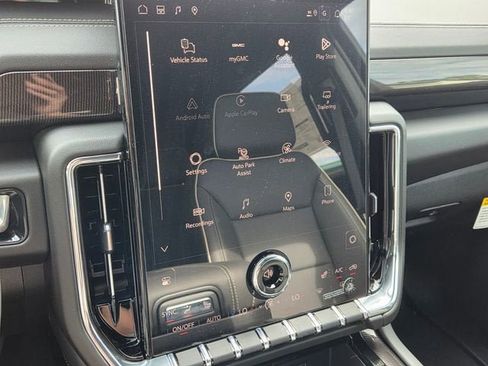 New 2026 GMC Yukon Elevation image 20