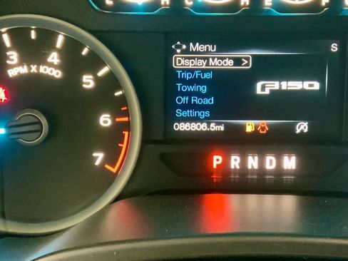 Used 2019 Ford F150 XLT w/ Equipment Group 302A Luxury AWD/4WD image 28
