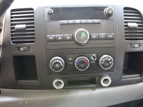 Used 2007 GMC Sierra 2500 W/T image 15