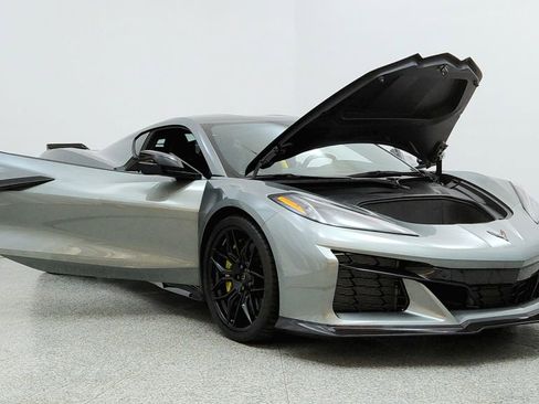 Used 2023 Chevrolet Corvette Z06 w/ Battery Protection Package image 12