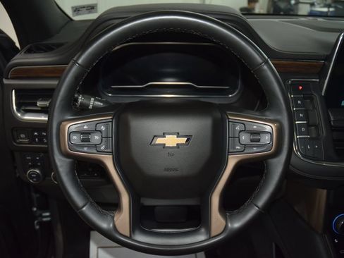 Used 2023 Chevrolet Tahoe High Country AWD/4WD image 35