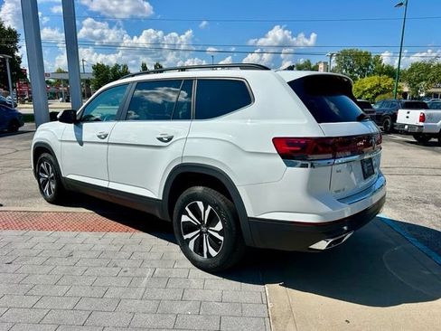 Used 2024 Volkswagen Atlas SE FWD image 5