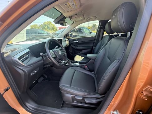 Used 2024 Buick Encore GX Sport Touring w/ Black Roof Package FWD image 12