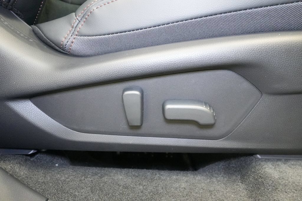 Used 2026 Subaru Forester Touring AWD/4WD image 36
